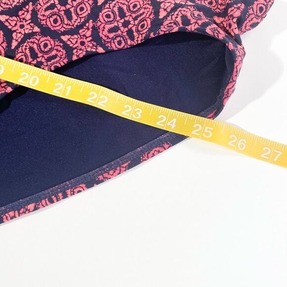 Tommy Bahama pattern lacy medallions one piece - Picture 13 of 13